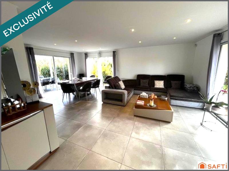 Maison - 127 m² - 6 pièces