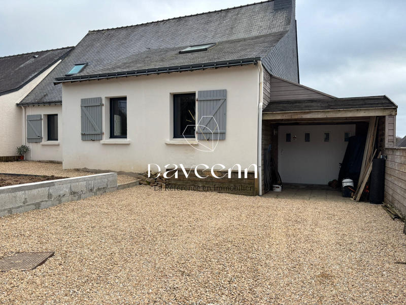 Maison traditionnelle - 163 m² - 6 pièces