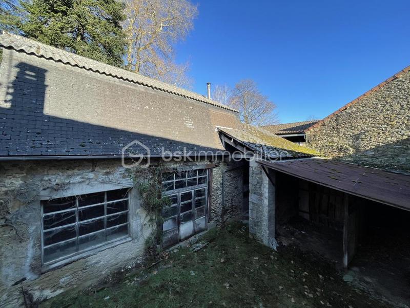 Maison ancienne - 270 m² - 12 pièces