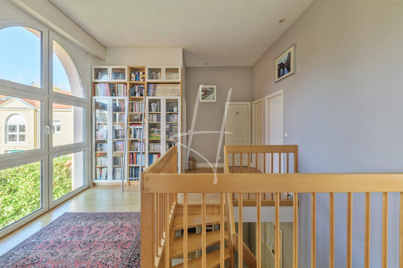 Maison - 165 m² - 6 pièces