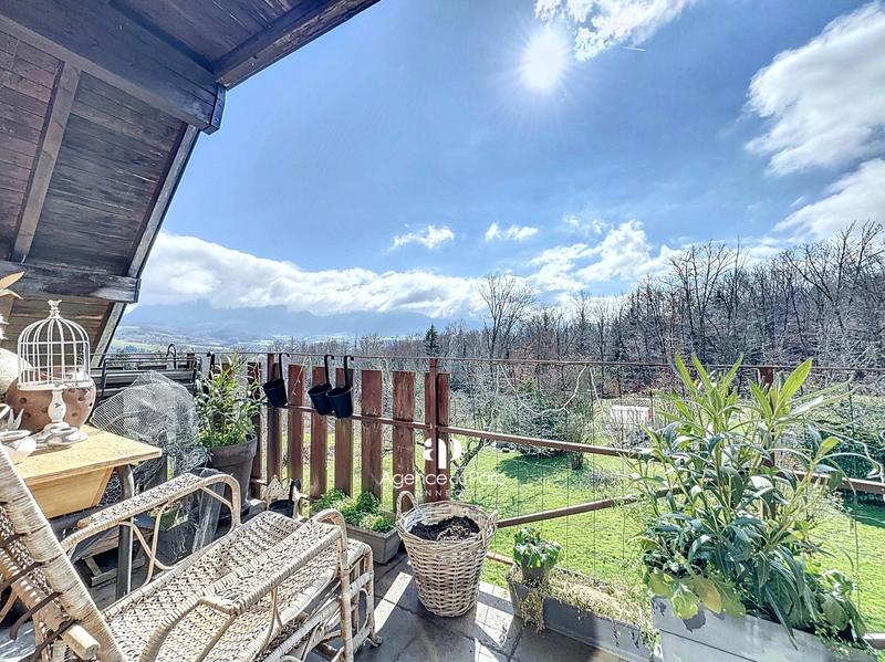 Maison - 345 m² - 12 pièces