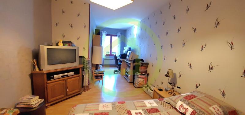 Maison - 98 m² - 5 pièces