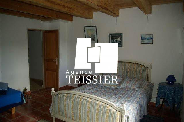 Château - 400 m² - 12 pièces