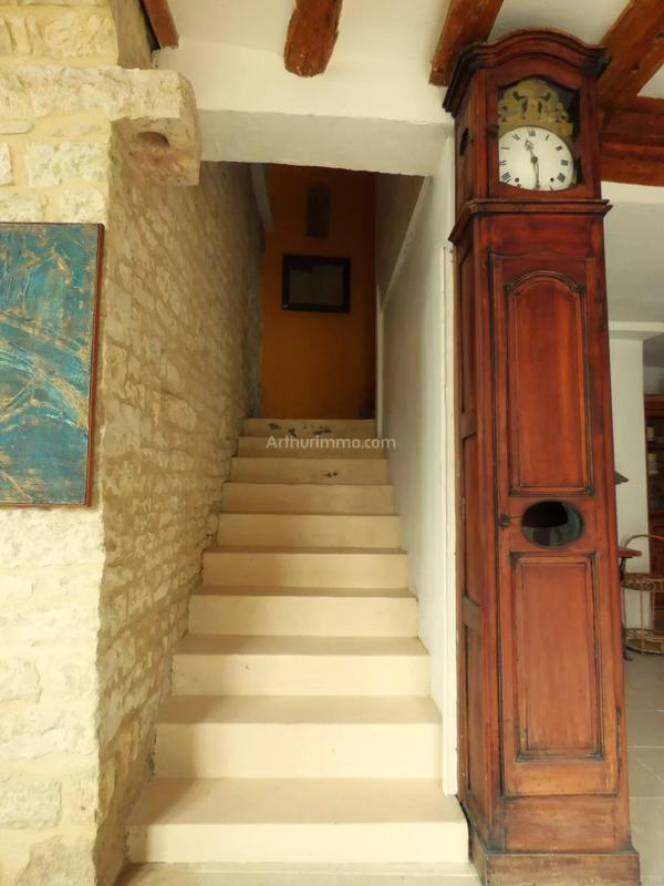 Maison - 329 m² - 12 pièces