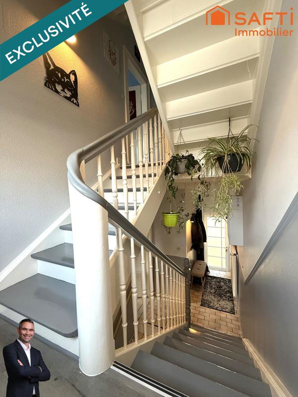 Maison - 99 m² - 5 pièces