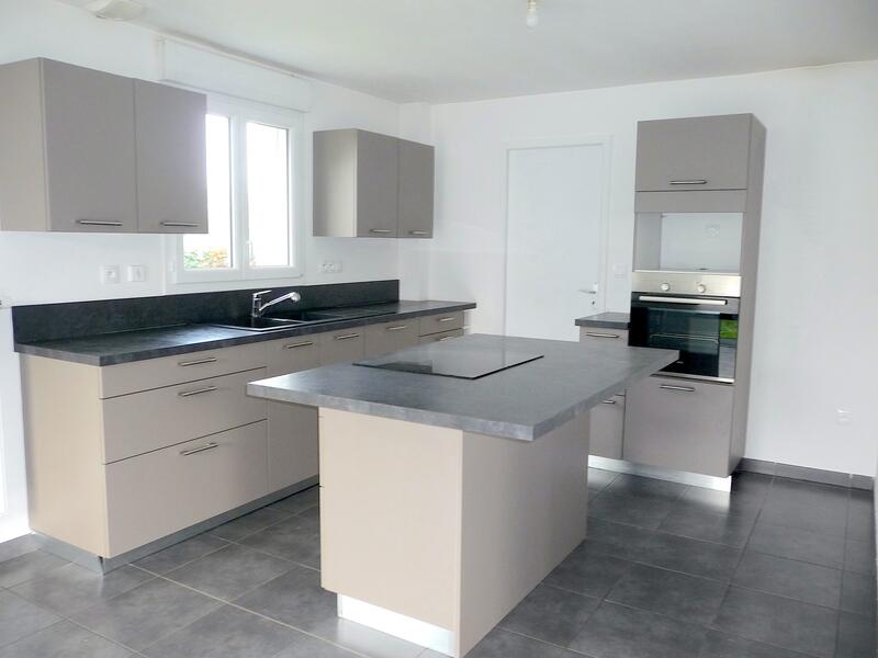 Maison - 100 m² - 5 pièces