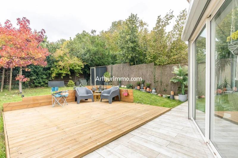 Maison - 137 m² - 6 pièces