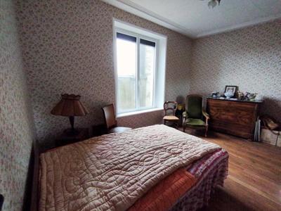 Maison - 162 m² - 7 pièces