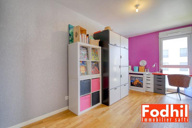 Appartement - 94 m² - 5 pièces
