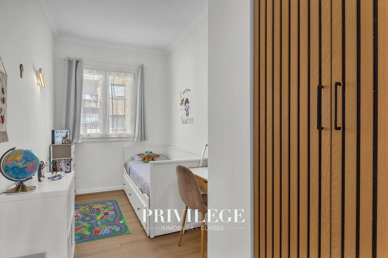 Appartement - 83 m² - 4 pièces