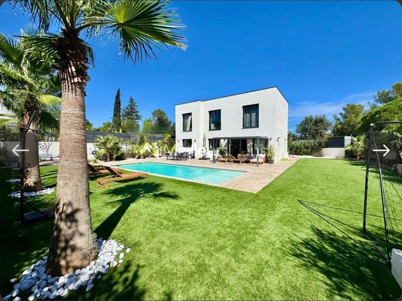 Villa - 130 m² - 5 pièces
