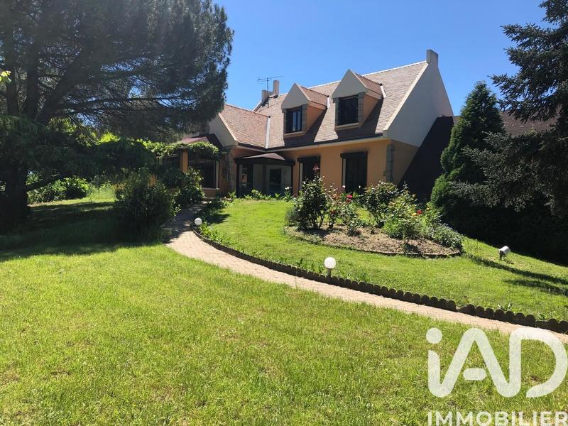 Maison - 308 m² - 8 pièces