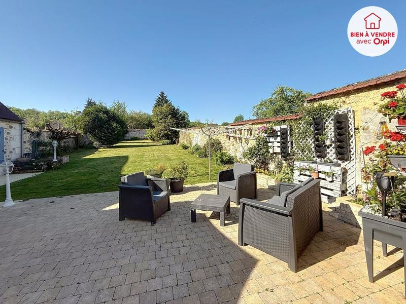 Maison en pierre - 210 m² - 7 pièces