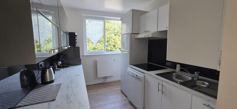 Appartement - 81 m² - 5 pièces