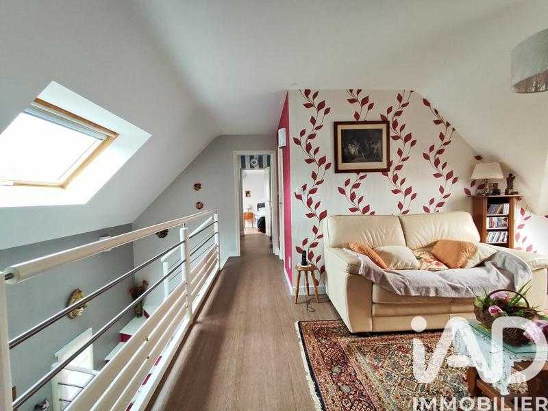 Maison - 206 m² - 8 pièces