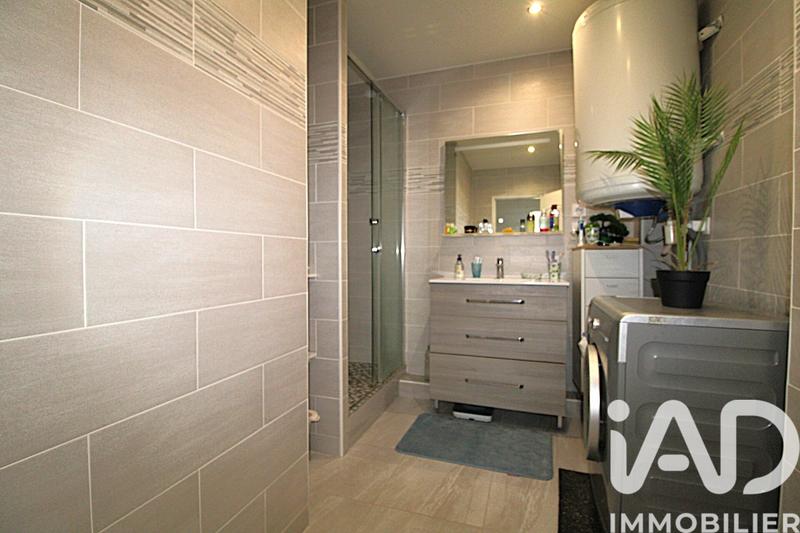 Appartement - 85 m² - 5 pièces