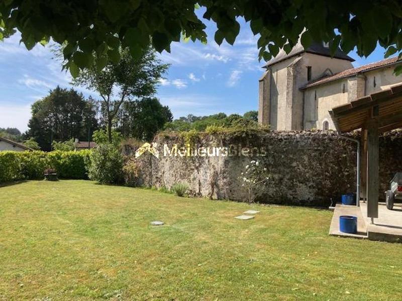 Maison - 250 m² - 7 pièces