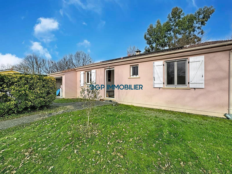 Maison - 92 m² - 4 pièces