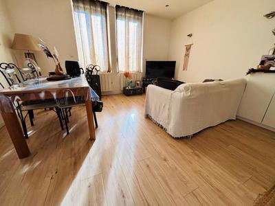 Maison - 95 m² - 3 pièces