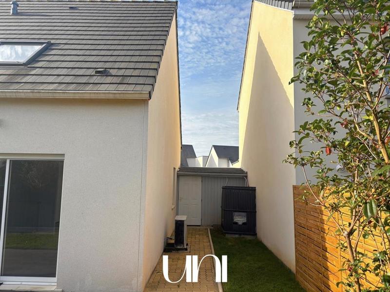 Maison - 98 m² - 4 pièces