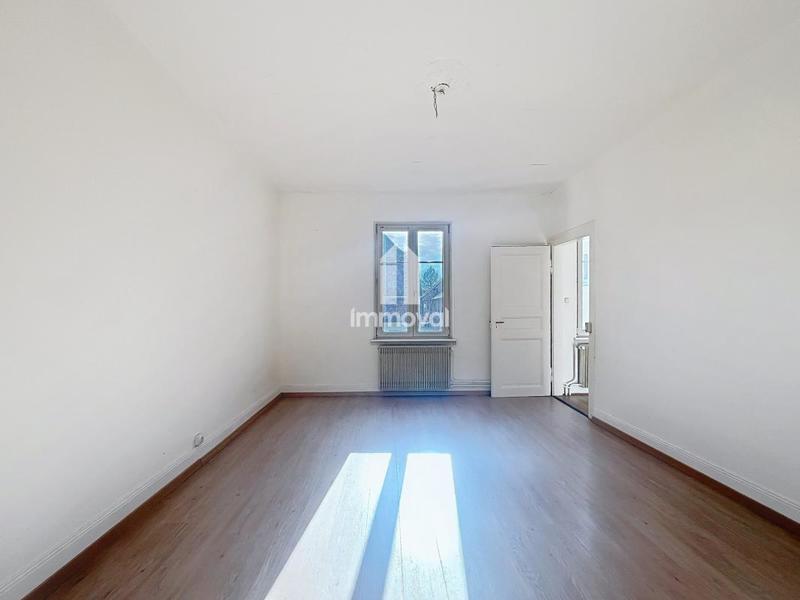 Appartement - 90 m² - 4 pièces