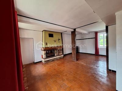 Corps de ferme - 165 m² - 7 pièces