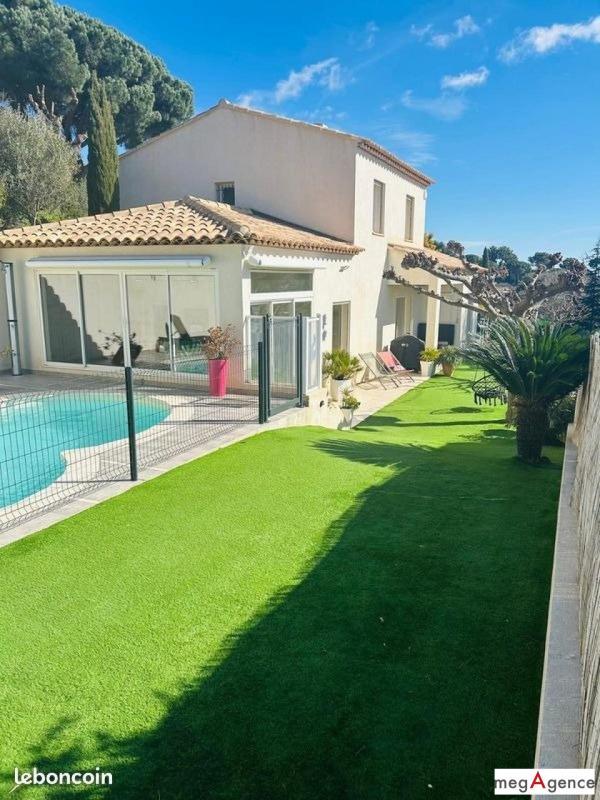 Maison - 145 m² - 5 pièces