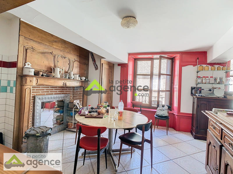 Maison - 185 m² - 8 pièces