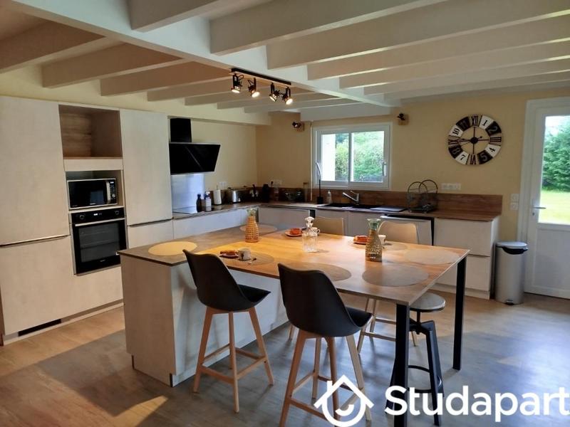 Maison - 300 m² - 5 pièces