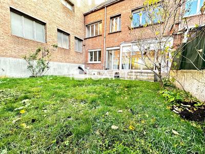 Maison - 145 m² - 8 pièces