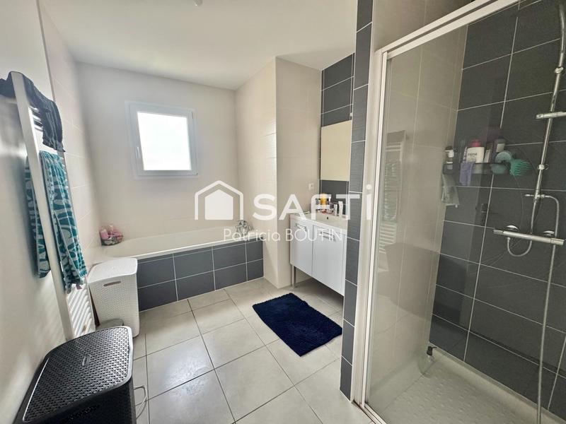 Maison - 94 m² - 5 pièces