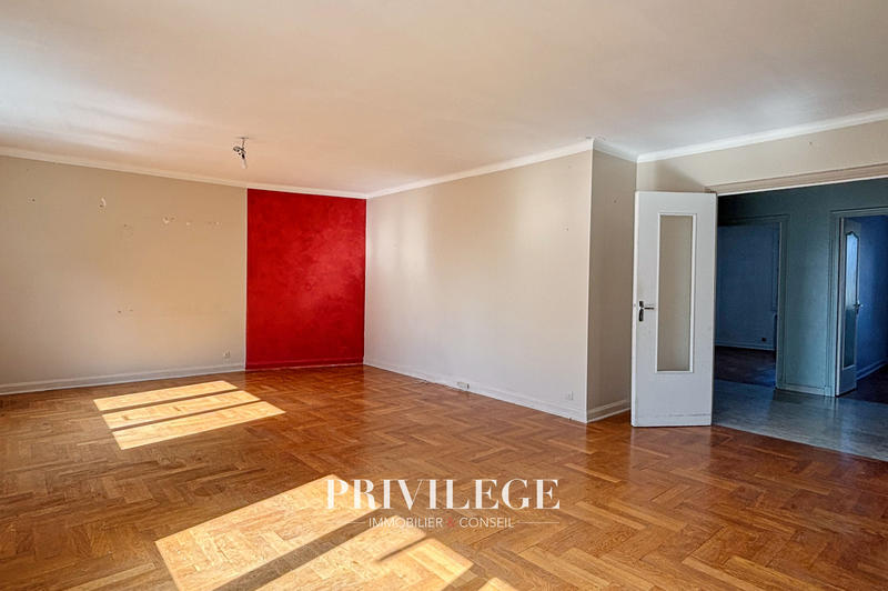 Appartement - 100 m² - 4 pièces