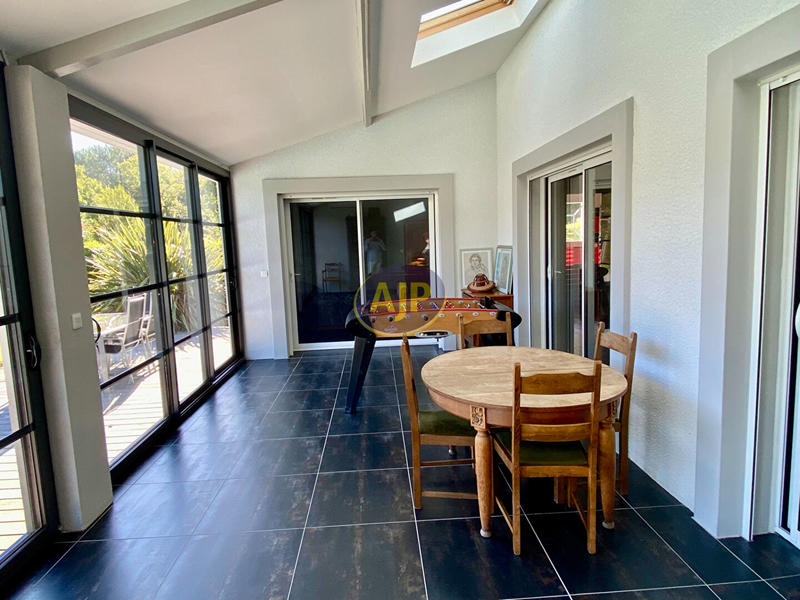 Maison - 157 m² - 4 pièces