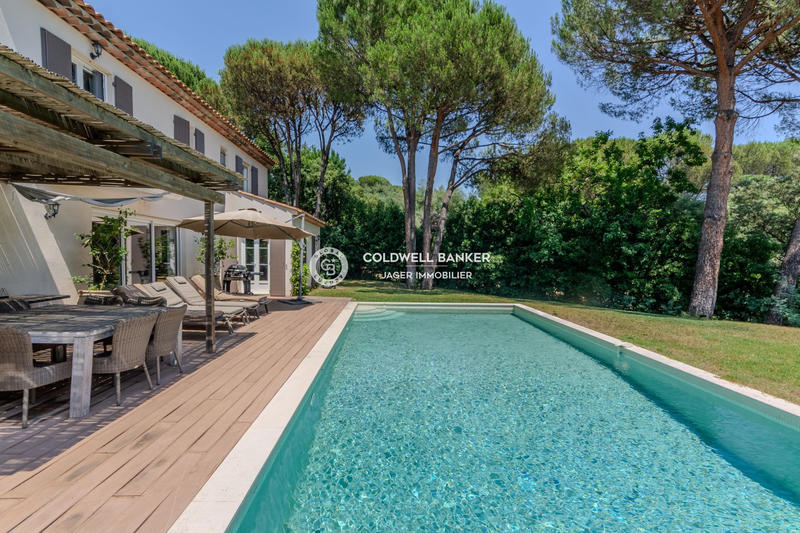 Villa - 225 m² - 5 pièces