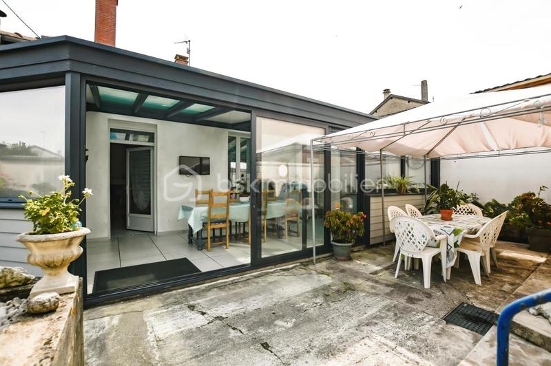 Maison de maîtres - 180 m² - 7 pièces