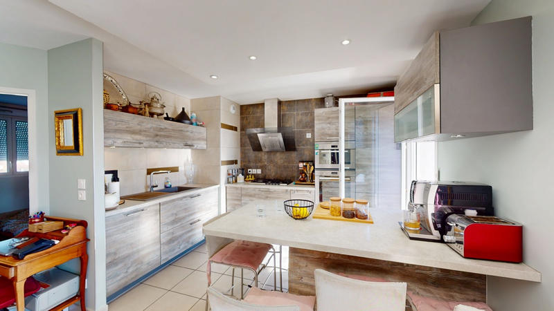 Appartement - 116 m² - 5 pièces