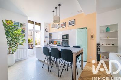 Maison - 142 m² - 5 pièces