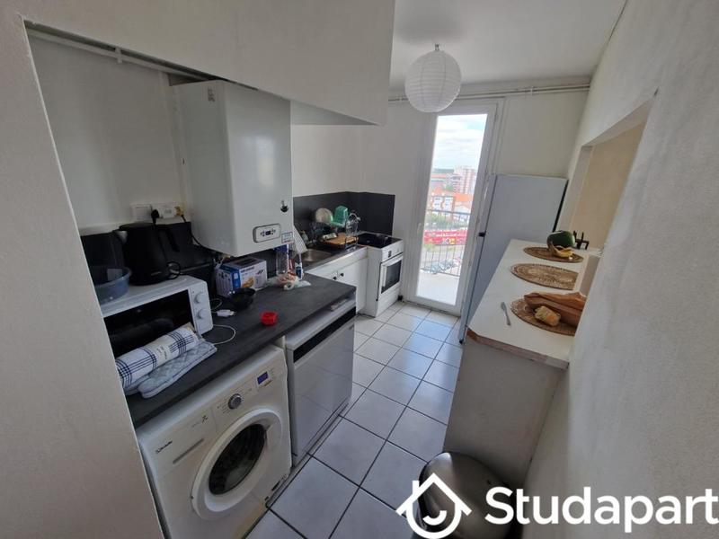 Chambre - 12 m² - 1 pièce