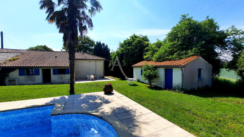 Maison - 137 m² - 5 pièces