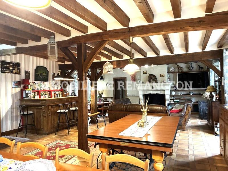 Demeure - 217 m² - 4 pièces