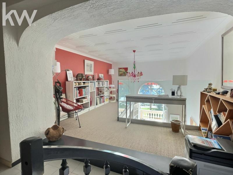 Appartement - 85 m² - 3 pièces