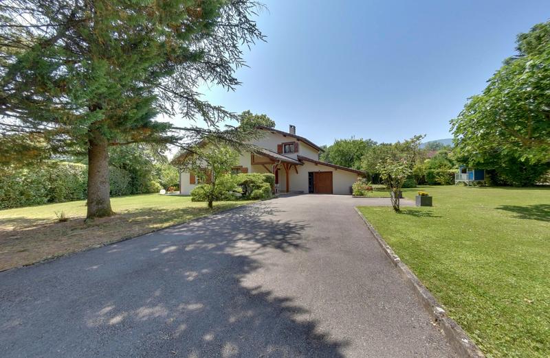 Maison - 161 m² - 6 pièces