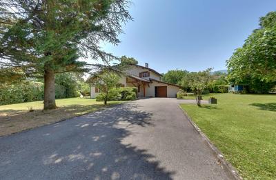 Maison - 161 m² - 6 pièces