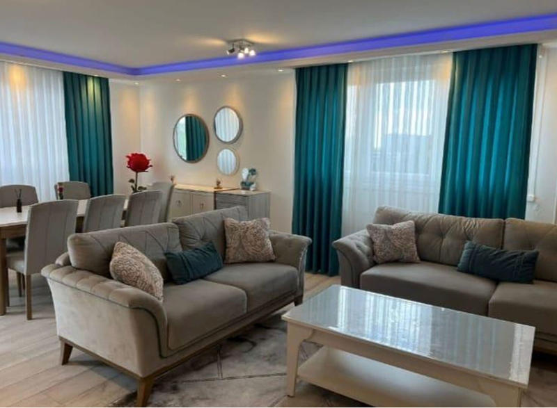 Appartement - 100 m² - 5 pièces