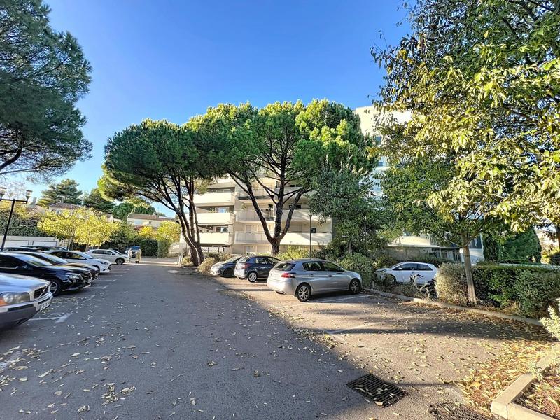 Appartement - 98 m² - 4 pièces