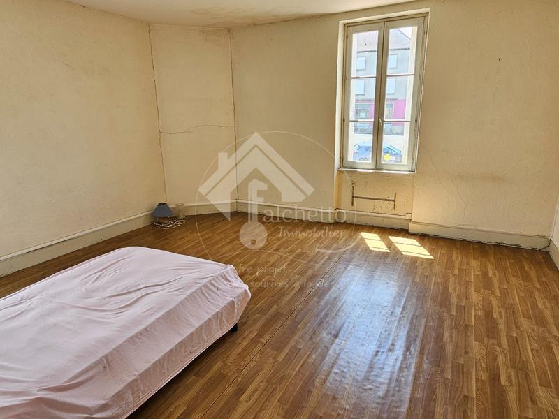 Maison de village - 130 m² - 6 pièces