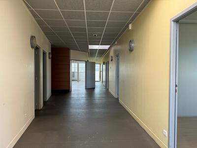 Local commercial - 468 m²