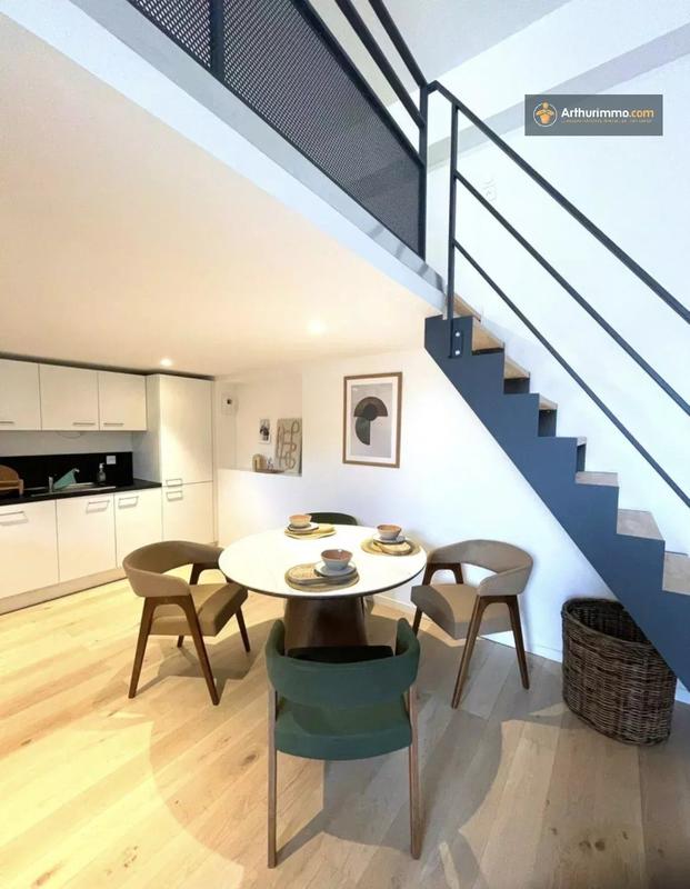 Appartement - 94 m² - 4 pièces