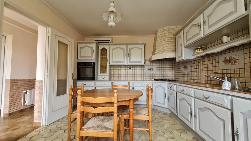 Maison - 200 m² - 4 pièces