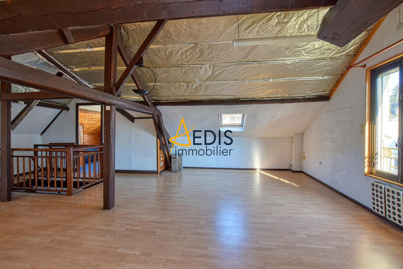 Maison - 172 m² - 8 pièces